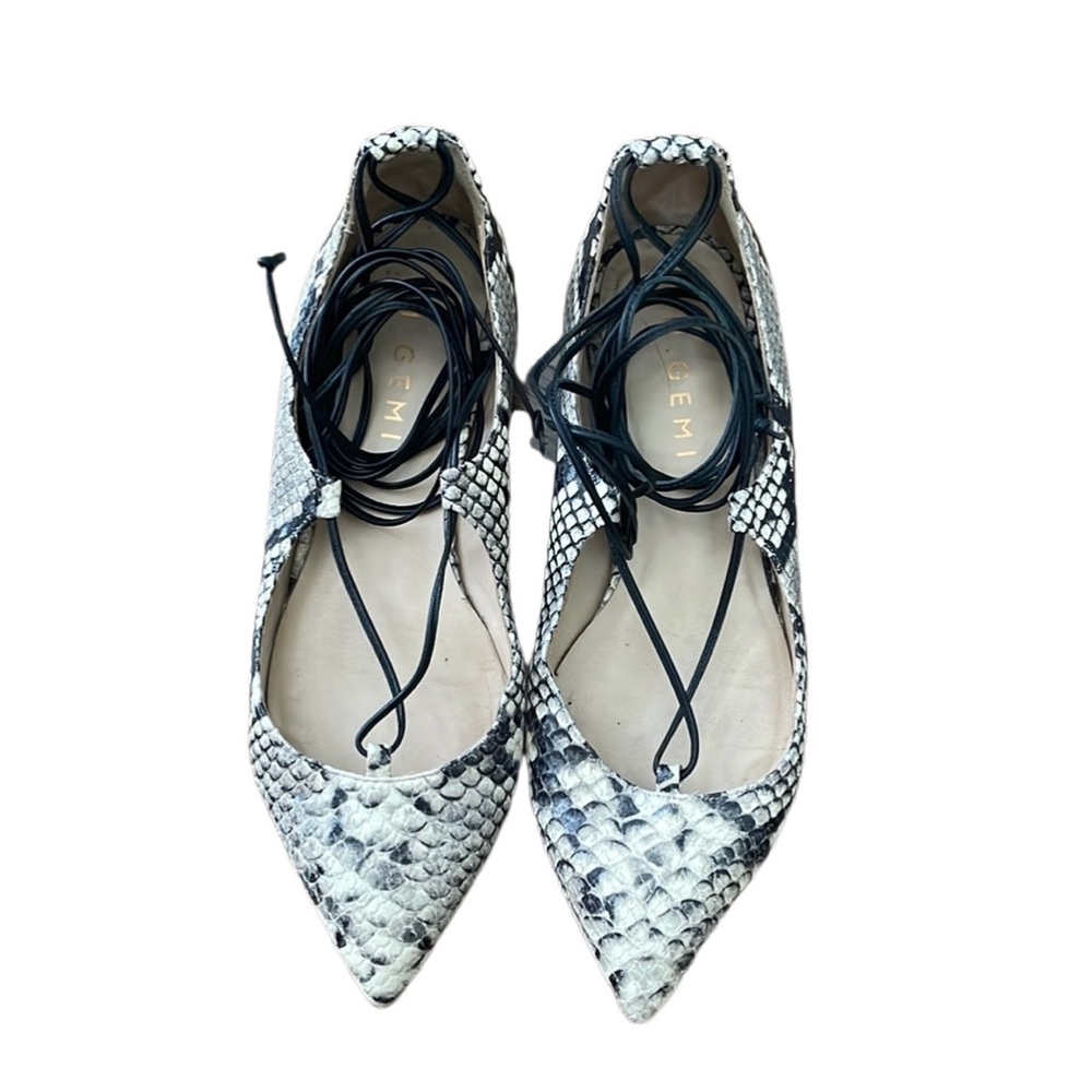 M. GEMI Brenda Lace Up Snake Print Leather Pointed Toe Flats